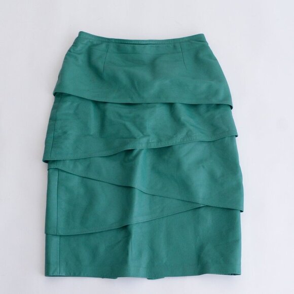 Vintage Danier Emerald Green 100% Leather Tiered Ruffle Midi Pencil Skirt  10 - Picture 1 of 8